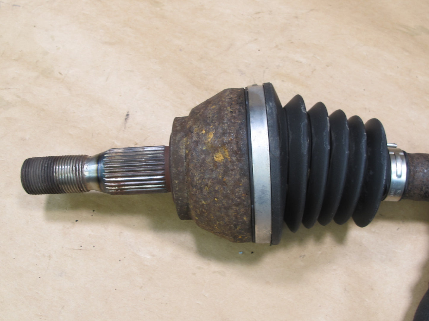 97-04 CHEVROLET CORVETTE C5 REAR LEFT SUSPENSION AXLE SHAFT OEM