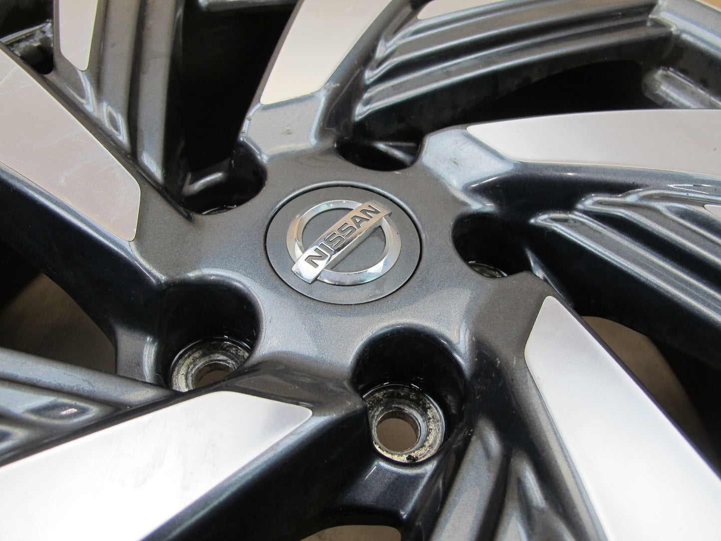 15-19 NISSAN MURANO WHEEL RIM R20" R20x7.5J ET50 W TMPS OEM