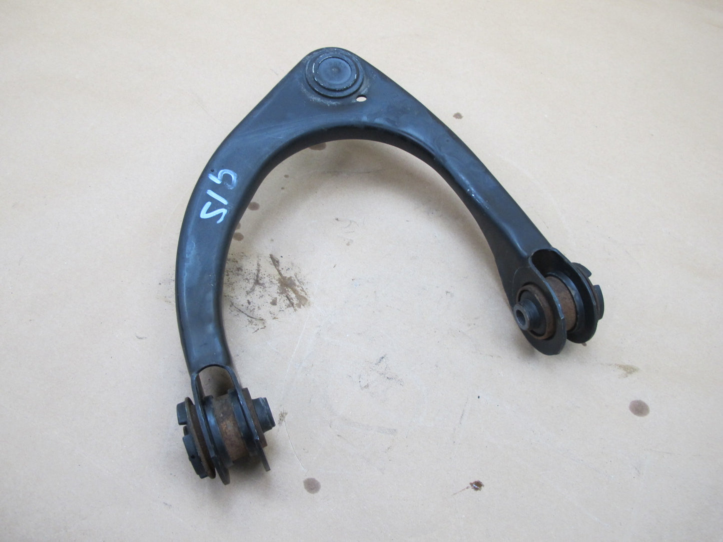10-15 LEXUS IS250 IS350 FRONT LEFT & RIGHT SIDE UPPER CONTROL ARM SET OEM