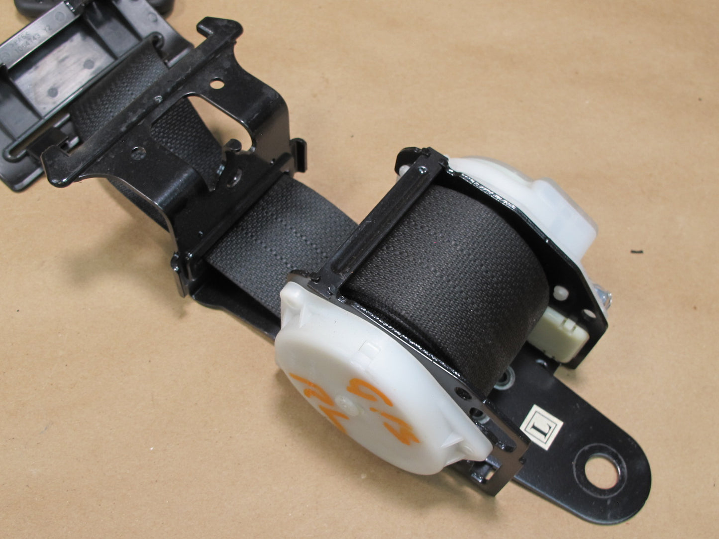 10-15 LEXUS IS250 IS350 CONVERTIBLE REAR RIGHT & LEFT SIDE SEATBELT RETRACTOR SET OEM