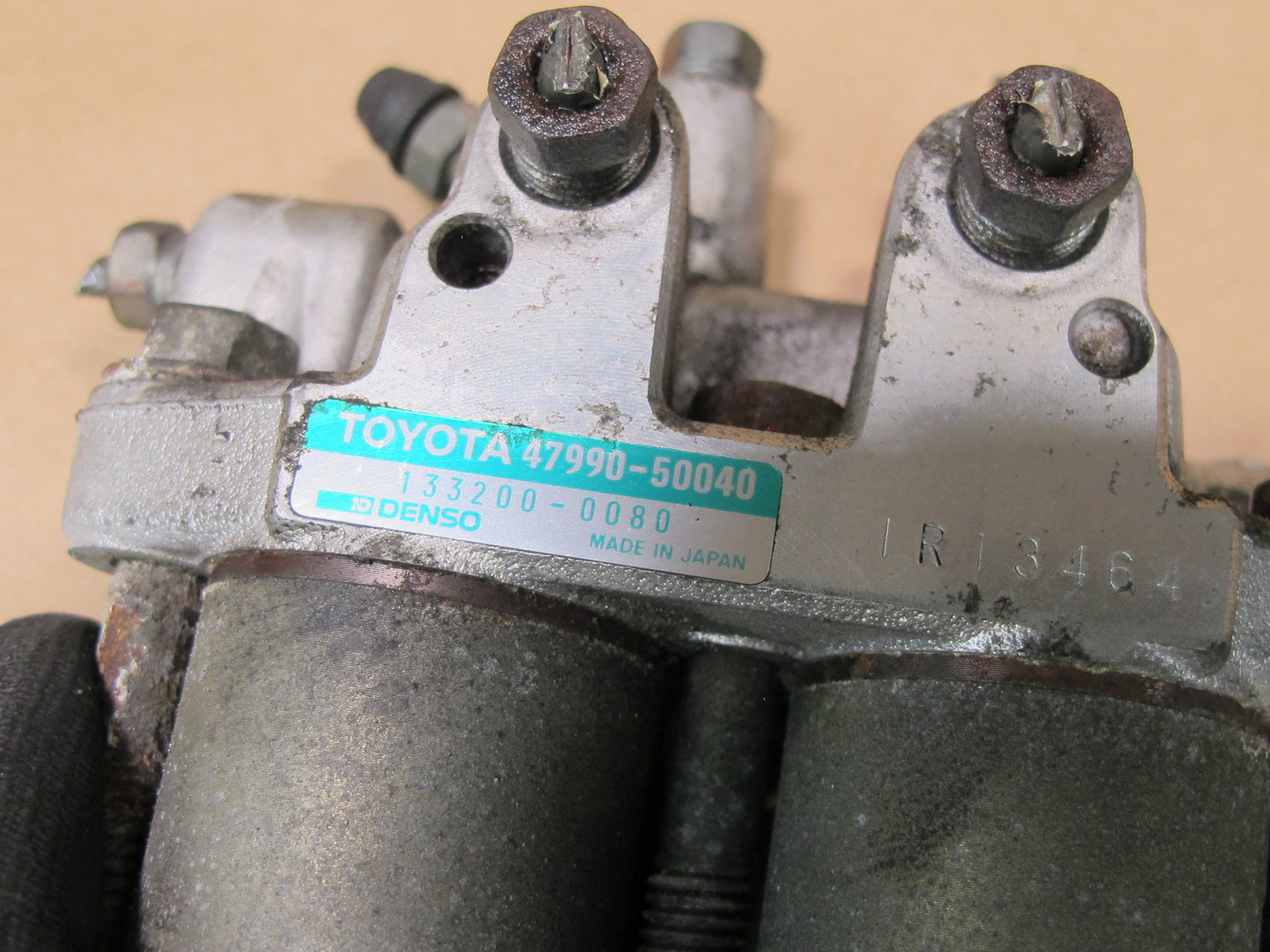 95-96 LEXUS UCF20 LS400 BRAKE TRACTION ACTUATOR MODULE 47990-50040 OEM