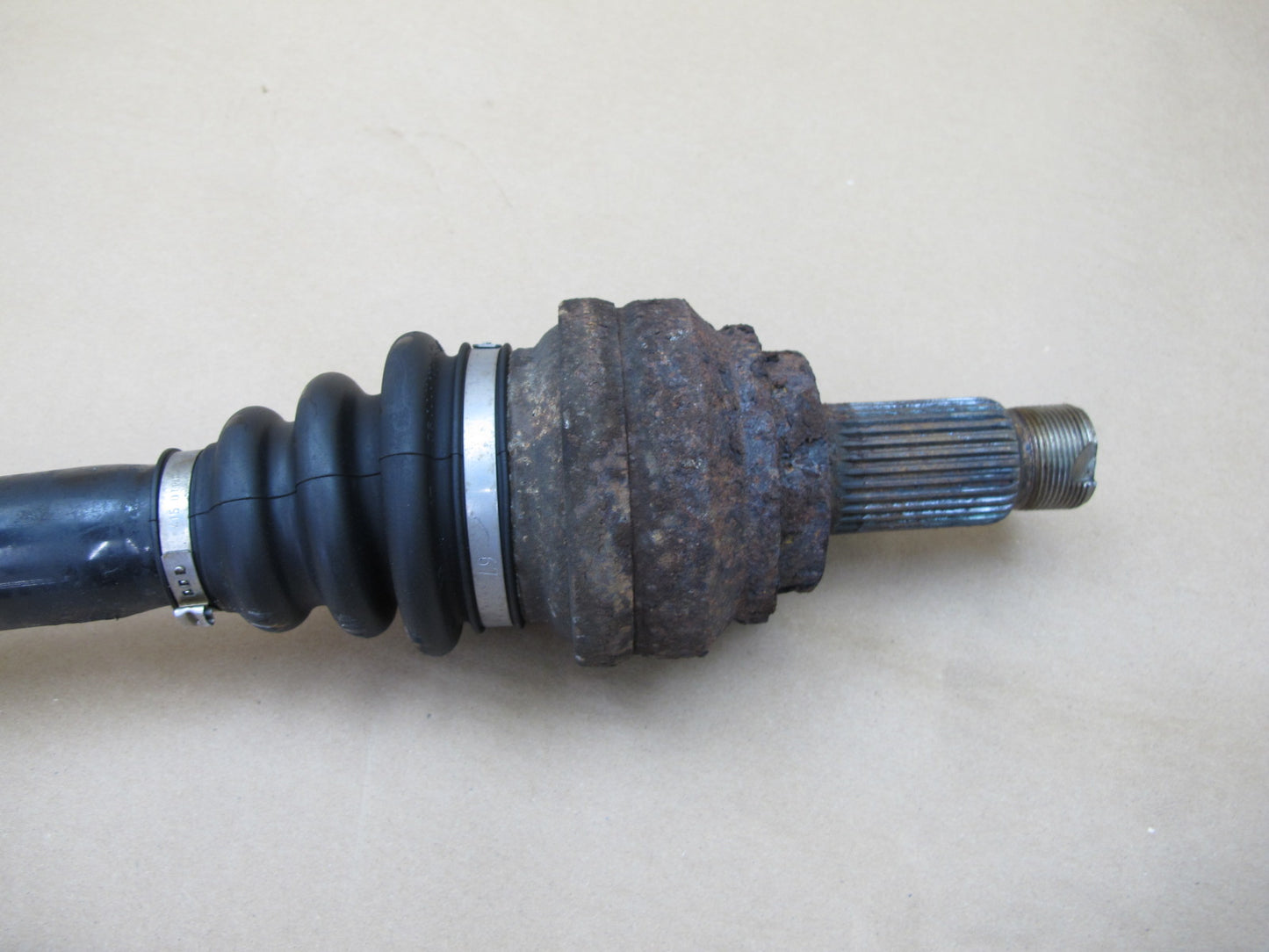 09-10 BMW E90 E91 E92 E93 335xi Rear Left Axle Shaft 7527027 OEM
