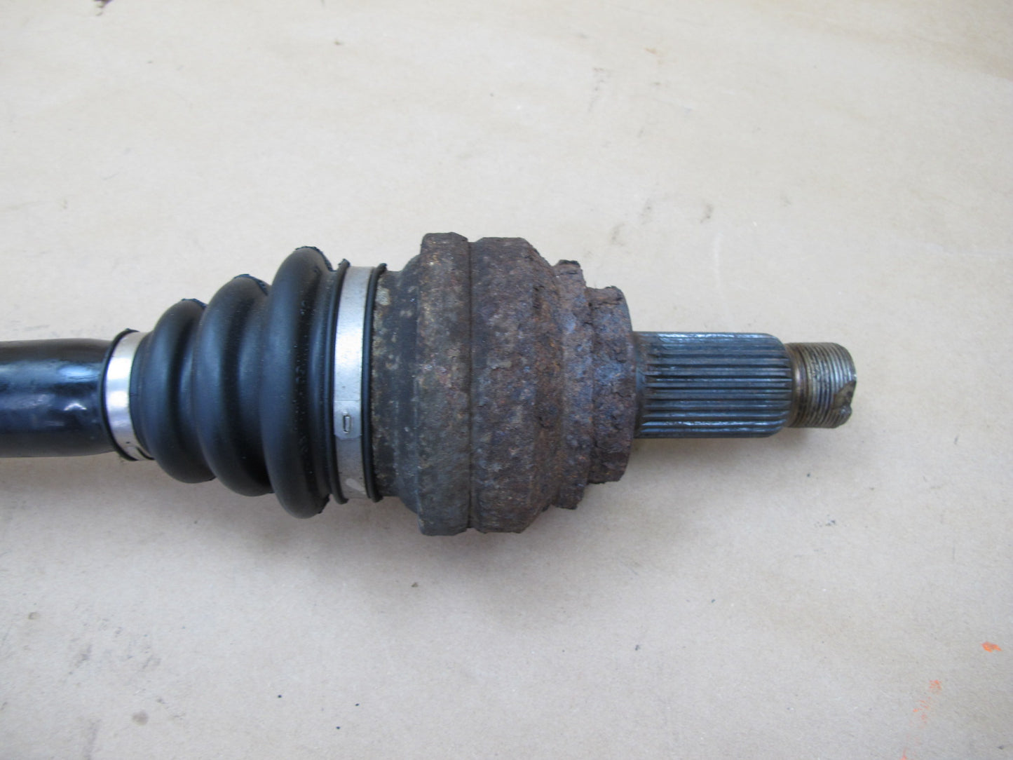 09-10 BMW E90 E91 E92 E93 335xi REAR RIGHT AXLE SHAFT 7527028 OEM
