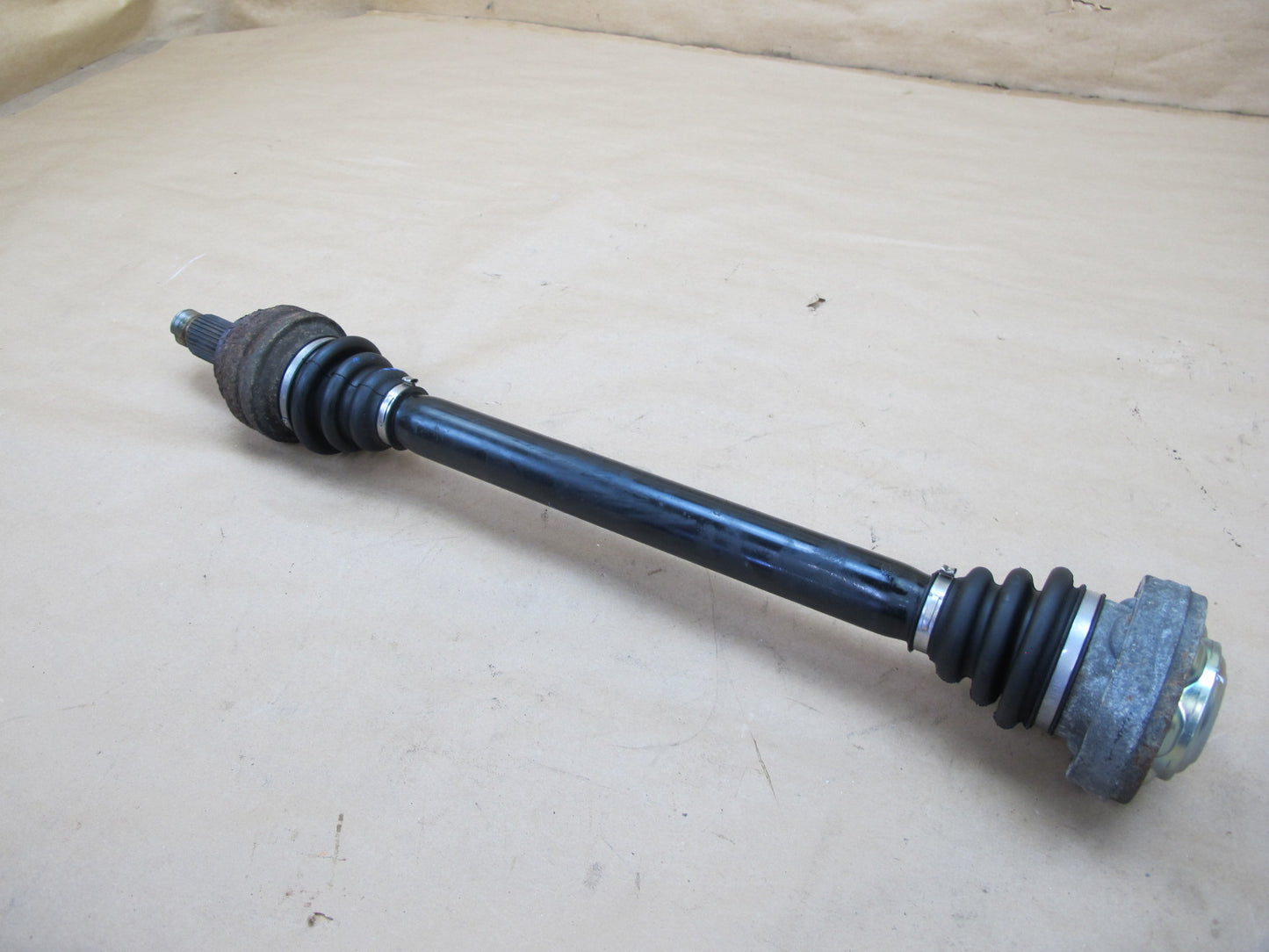 09-10 BMW E90 E91 E92 E93 335xi REAR RIGHT AXLE SHAFT 7527028 OEM
