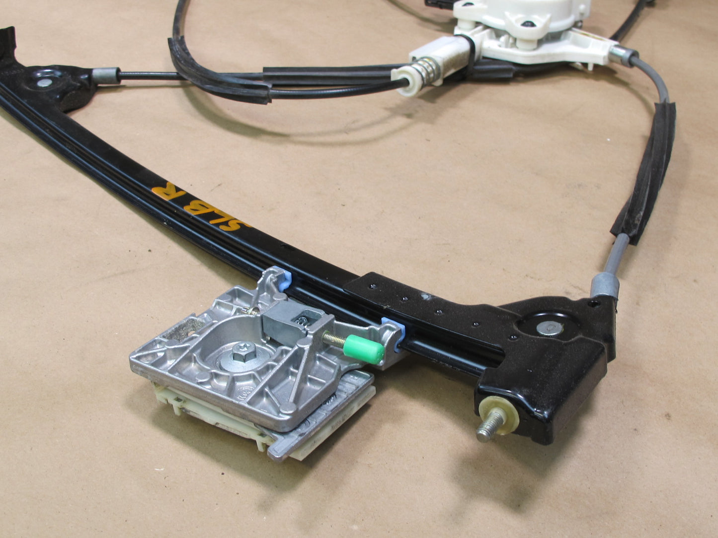 03-12 MERCEDES R230 SL-CLASS FRONT RIGHT WINDOW REGULATOR W MOTOR OEM