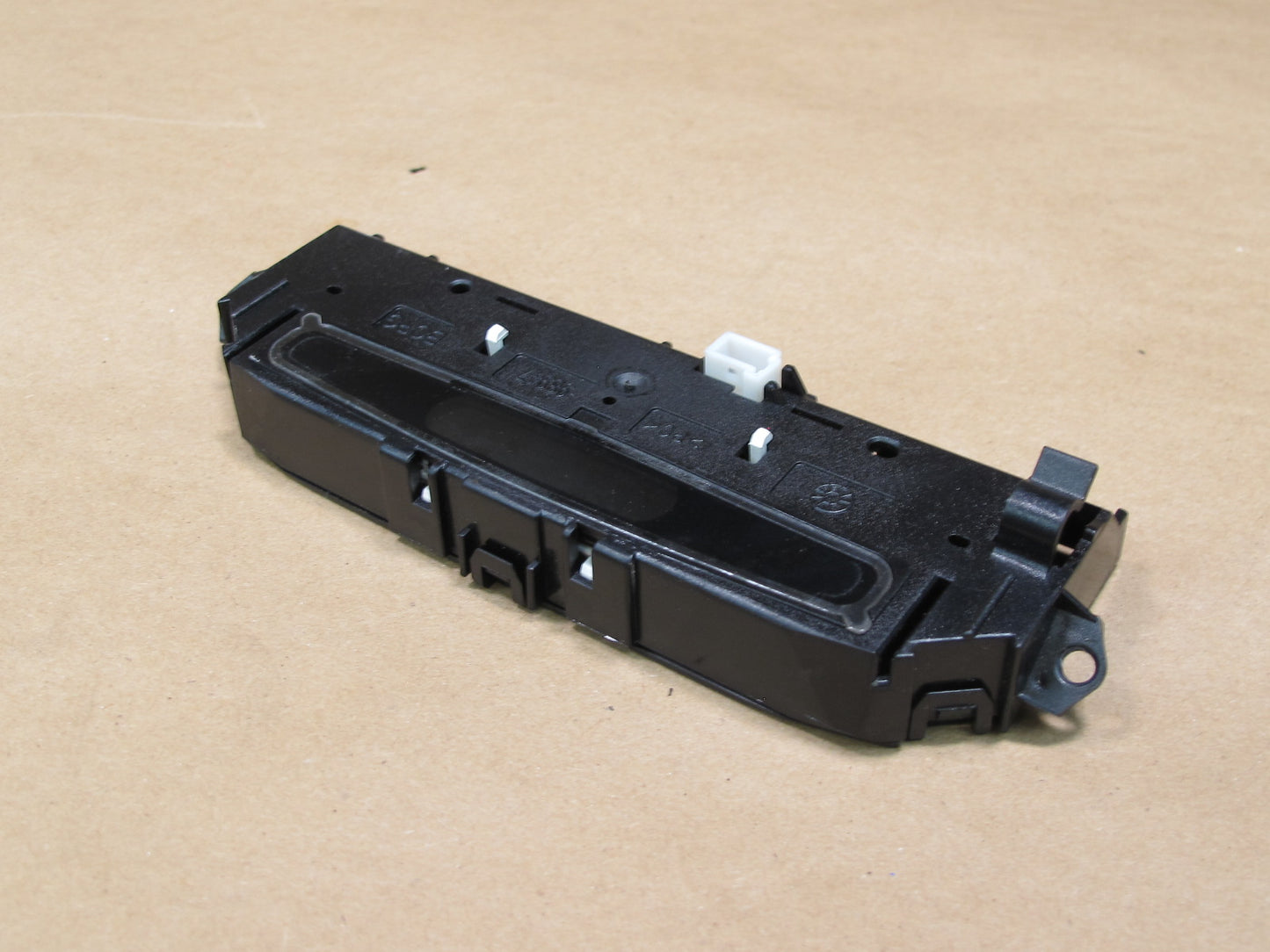 03-09 MERCEDES R230 SL-CLASS PARKTRONIC CLOCK DISPLAY MODULE A0015420314 OEM