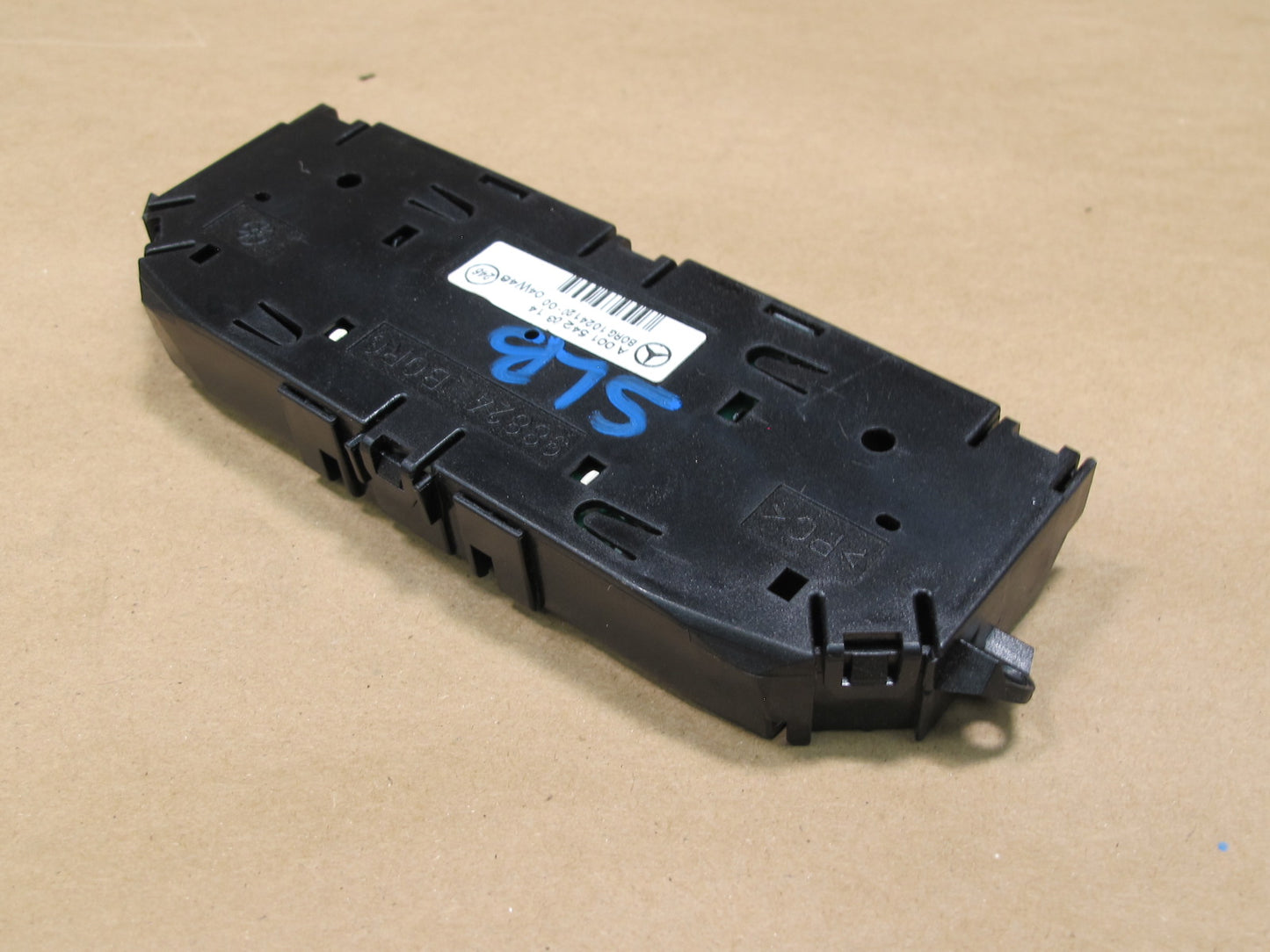 03-09 MERCEDES R230 SL-CLASS PARKTRONIC CLOCK DISPLAY MODULE A0015420314 OEM