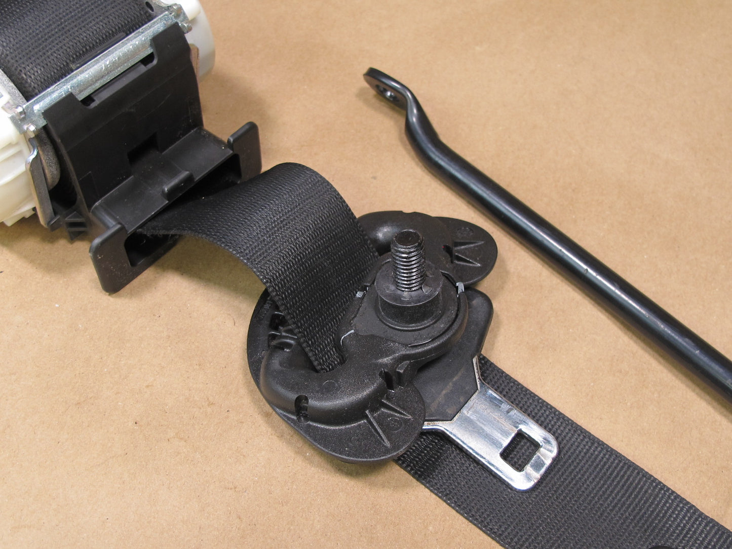 07-13 BMW E92 3-SERIES FRONT RIGHT & LEFT SIDE SEATBELT RETRACTOR SET OEM
