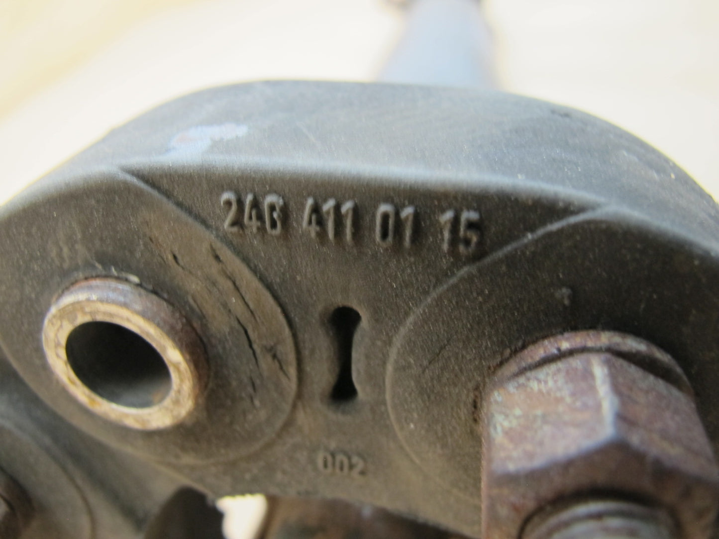 03-06 MERCEDES R230 SL55 AMG REAR DRIVESHAFT DRIVE SHAFT 2304102006 OEM