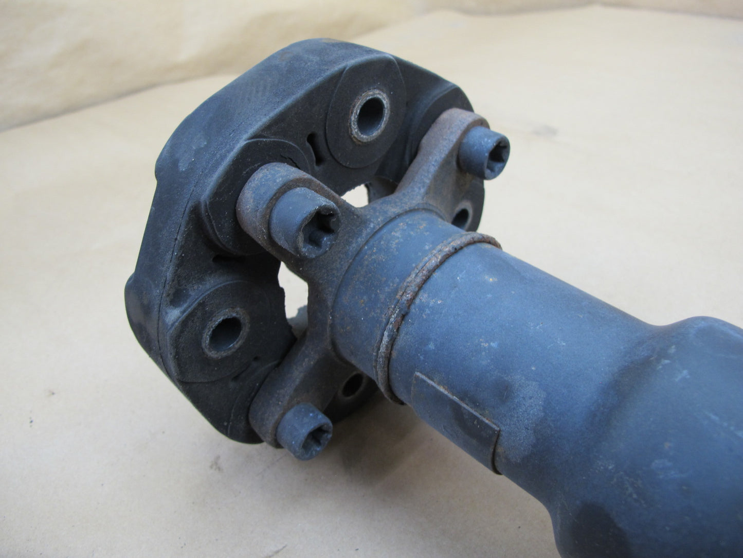 03-06 MERCEDES R230 SL55 AMG REAR DRIVESHAFT DRIVE SHAFT 2304102006 OEM
