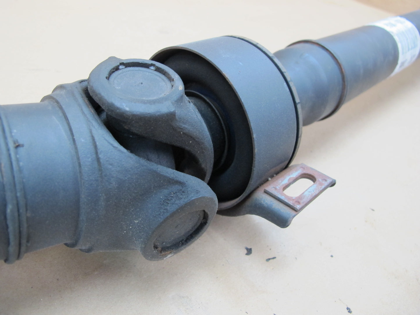 03-06 MERCEDES R230 SL55 AMG REAR DRIVESHAFT DRIVE SHAFT 2304102006 OEM