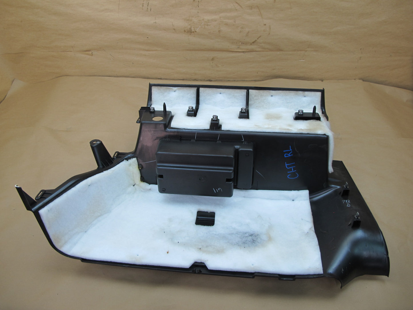 2003-2007 Hummer H2 Rear Left & Right Side Trunk Quarter Panel Trim Cover Set