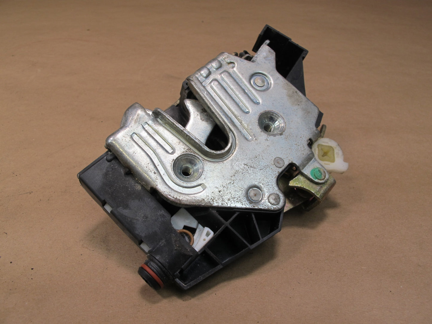 96-02 MERCEDES R129 SL-CLASS RIGHT SIDE DOOR LOCK LATCH ACTUATOR OEM