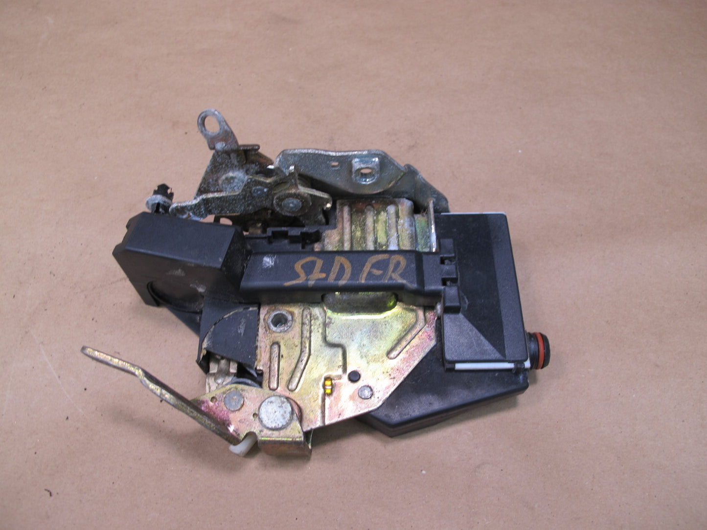 96-02 MERCEDES R129 SL-CLASS RIGHT SIDE DOOR LOCK LATCH ACTUATOR OEM