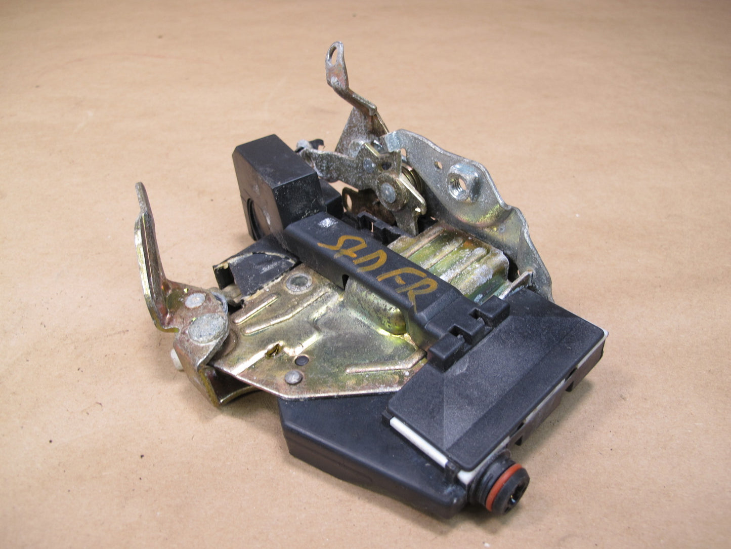 96-02 MERCEDES R129 SL-CLASS RIGHT SIDE DOOR LOCK LATCH ACTUATOR OEM