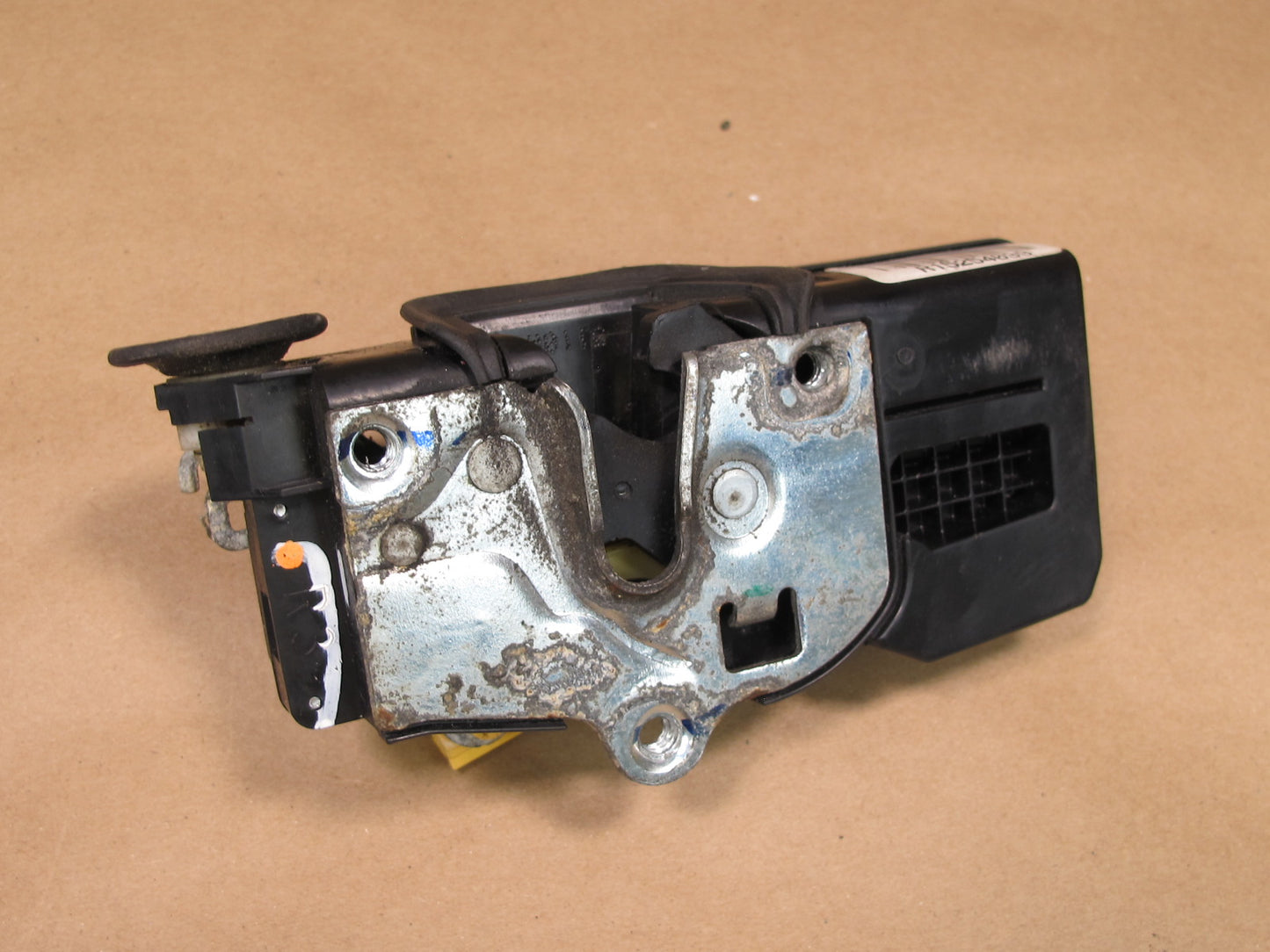 2003-2007 Hummer H2 Rear Right Passenger Side Door Lock Latch Actuator