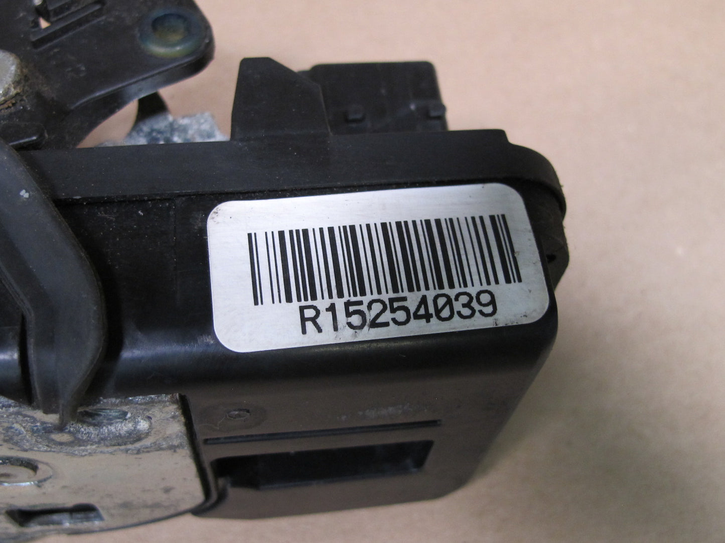 2003-2007 Hummer H2 Rear Right Passenger Side Door Lock Latch Actuator