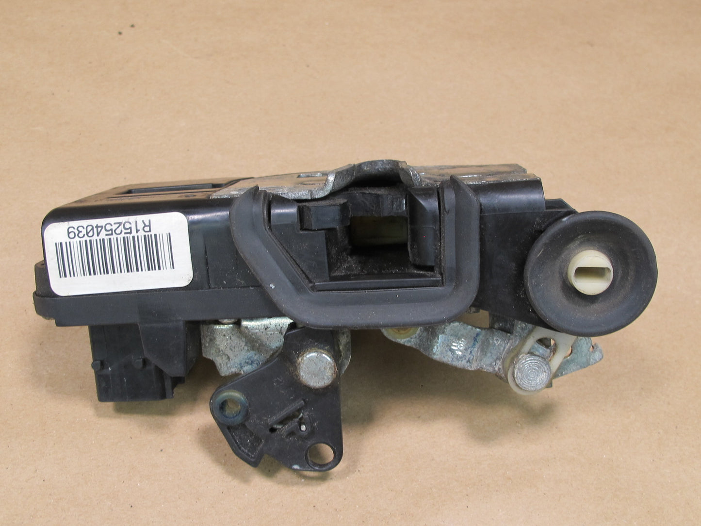 2003-2007 Hummer H2 Rear Right Passenger Side Door Lock Latch Actuator