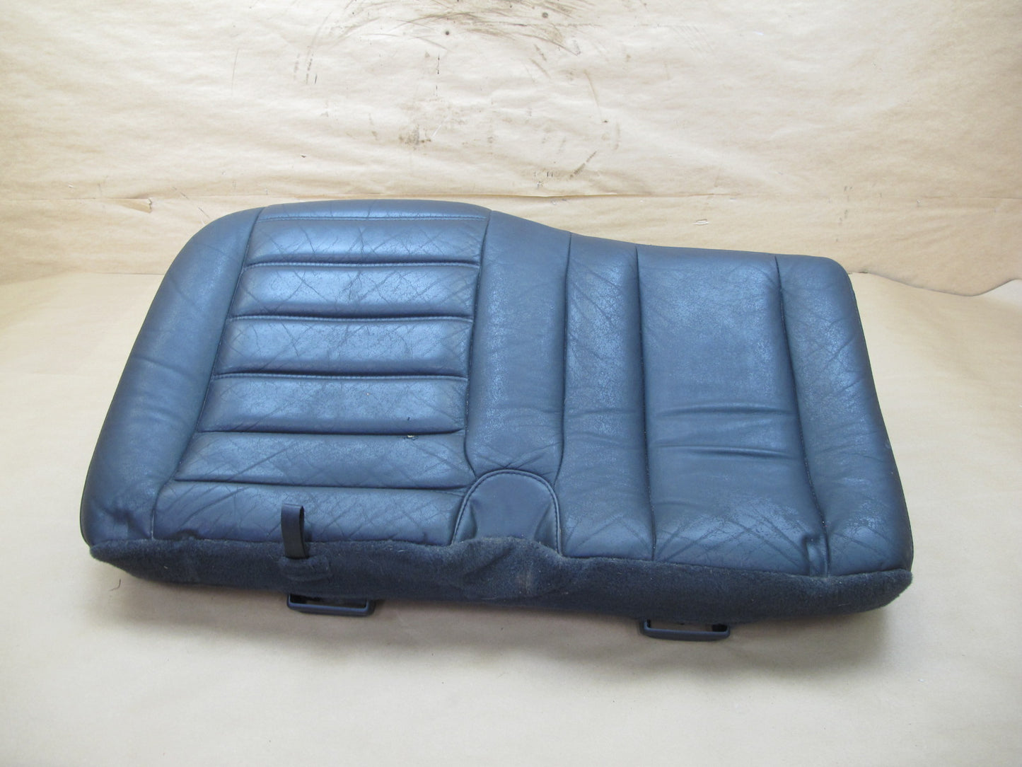 2003-2007 Hummer H2 Rear Left Driver Side Seat Lower Cushion Leather