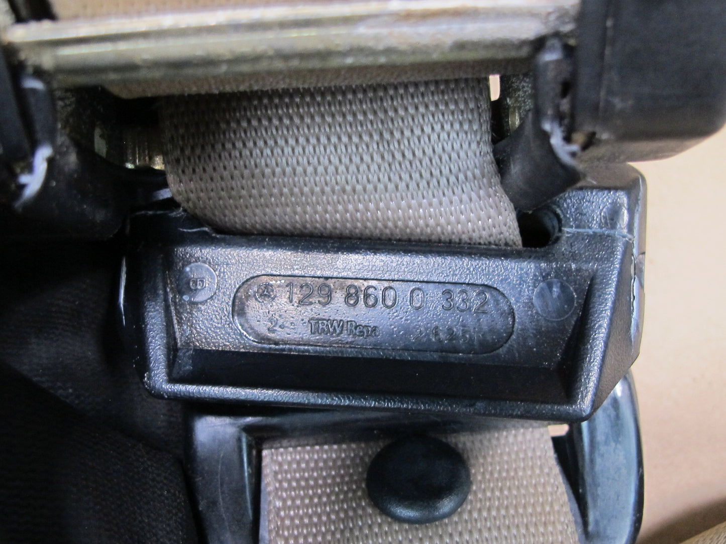 96-02 MERCEDES R129 SL500 FRONT LEFT & RIGHT SIDE SEATBELT RETRACTOR SET OEM