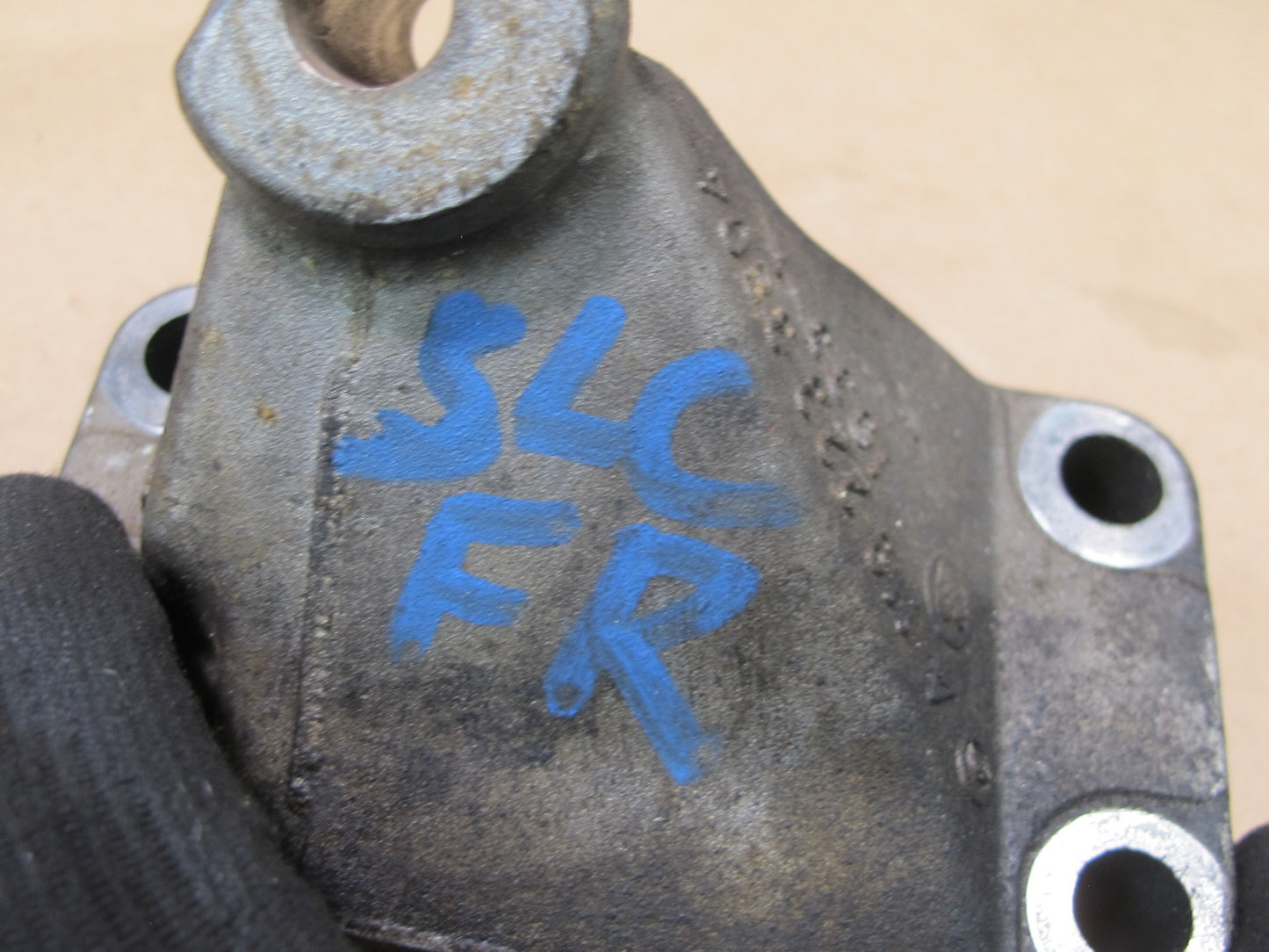 94-98 MERCEDES R129 SL500 M119 SET OF 2 LEFT & RIGHT ENGINE MOTOR MOUNT OEM