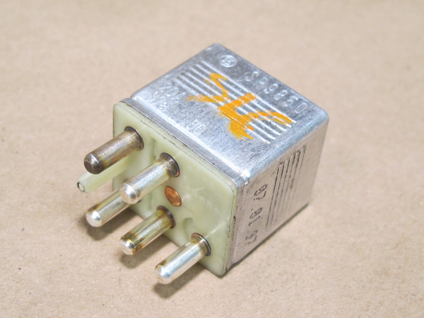 96-02 Mercedes R129 Sl-class Multi Purpose Relay Module 0015420219 OEM