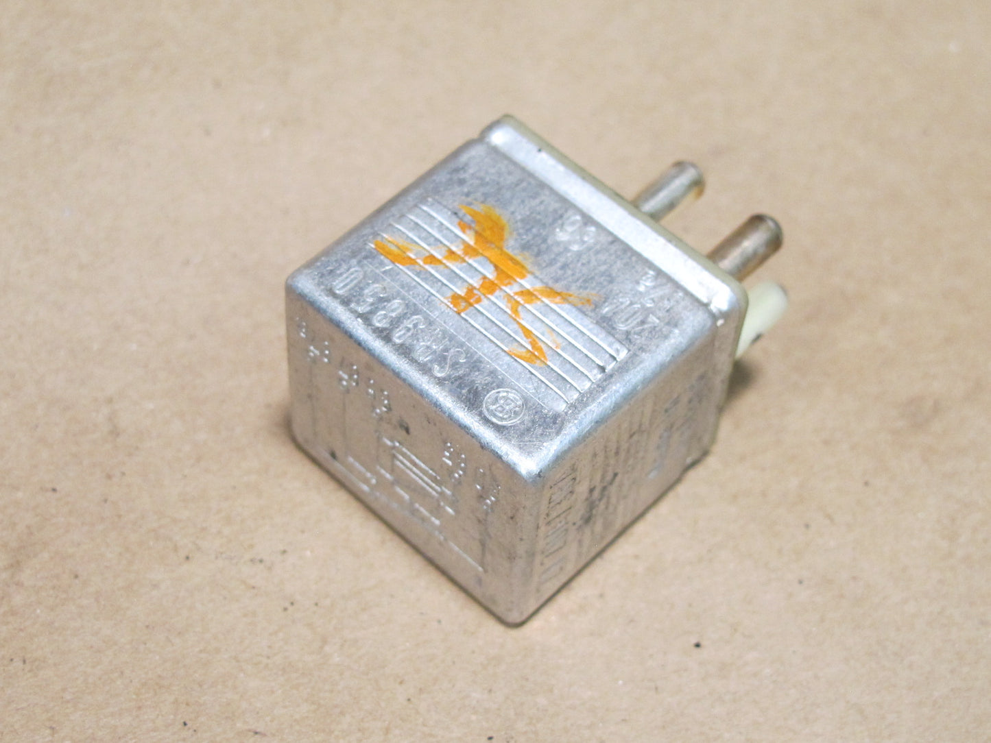 96-02 Mercedes R129 Sl-class Multi Purpose Relay Module 0015420219 OEM