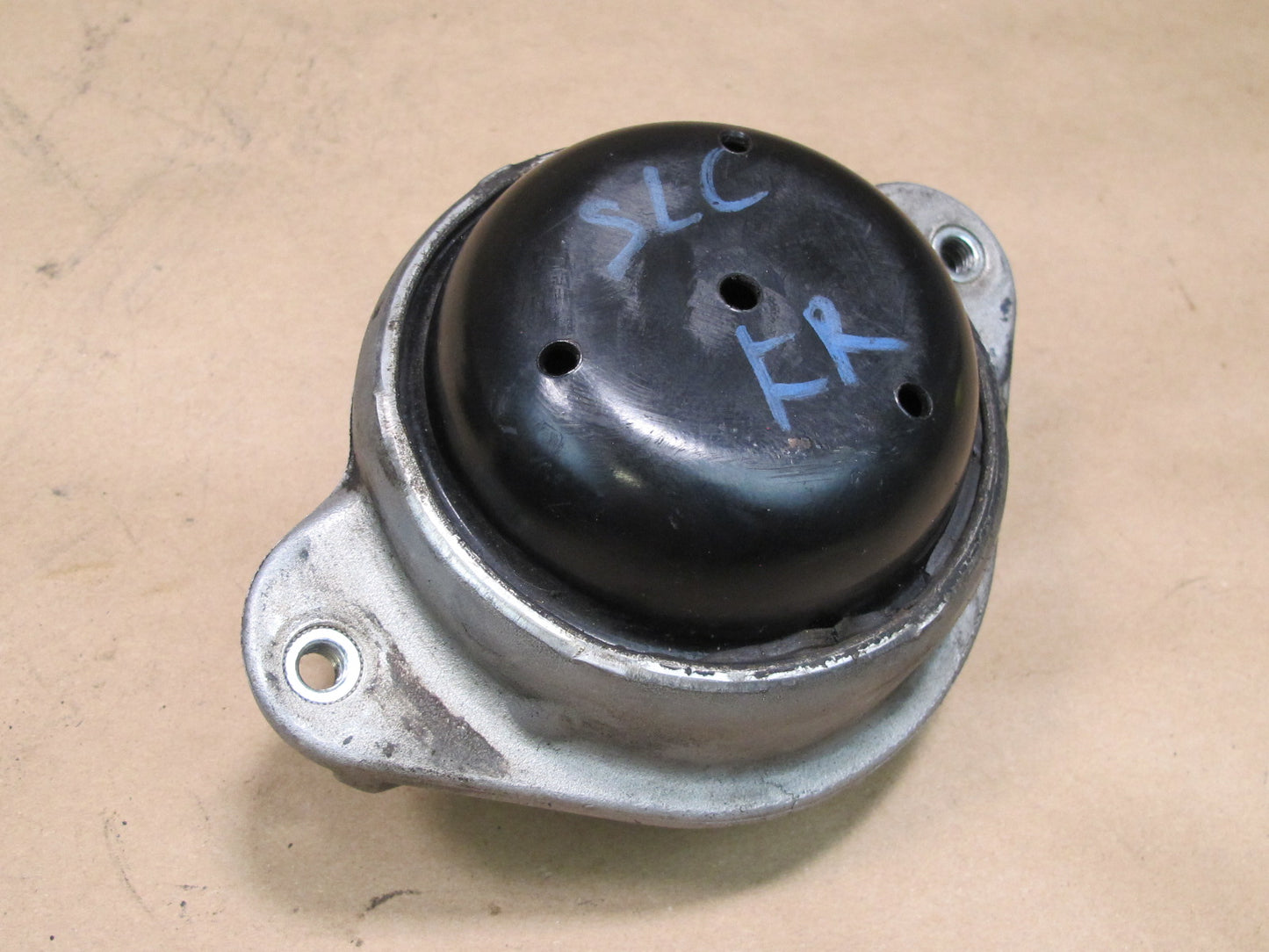94-99 MERCEDES R129 SL500 M119 SET OF 2 LEFT & RIGHT ENGINE MOTOR MOUNT OEM