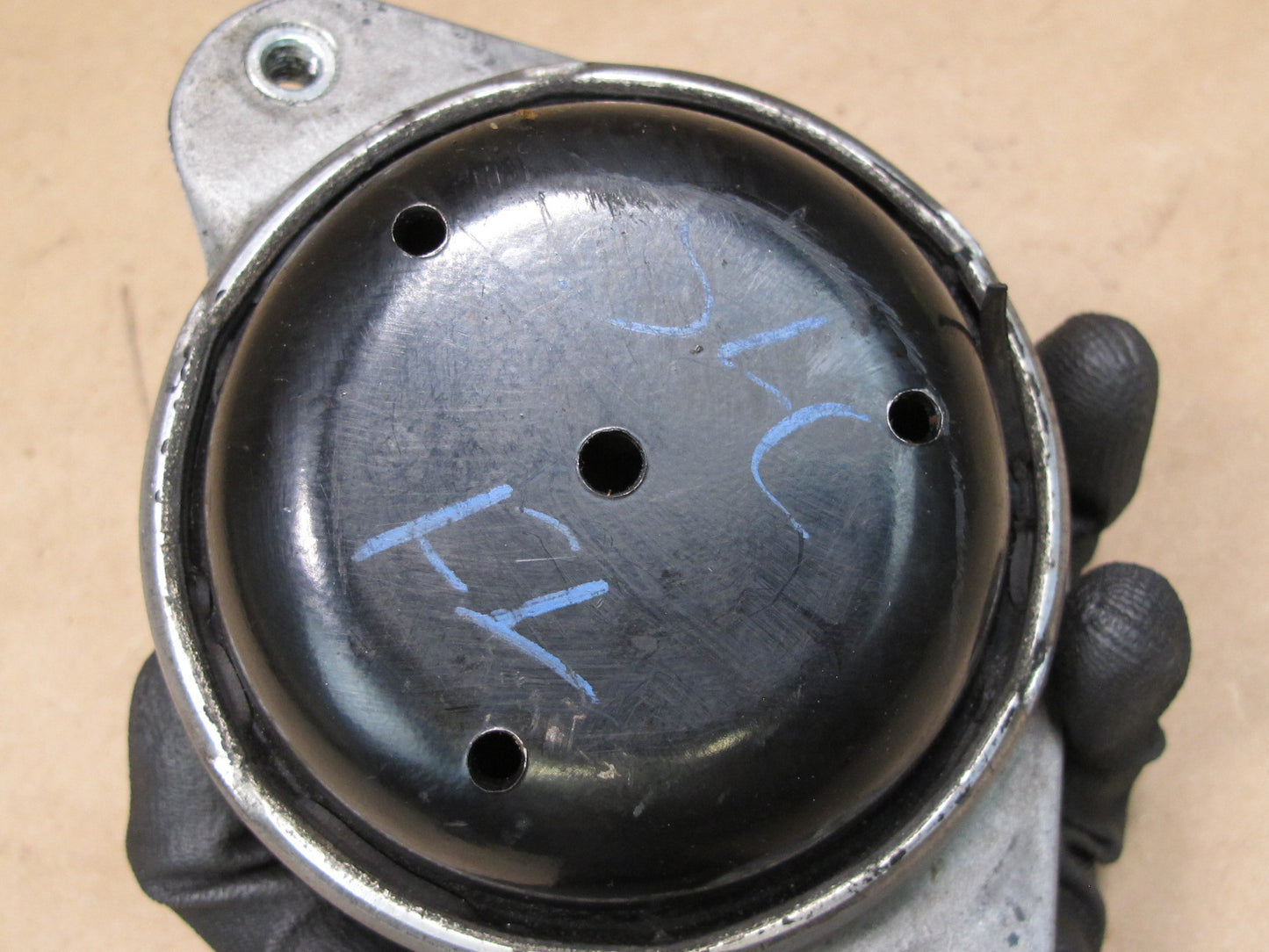 94-99 MERCEDES R129 SL500 M119 SET OF 2 LEFT & RIGHT ENGINE MOTOR MOUNT OEM