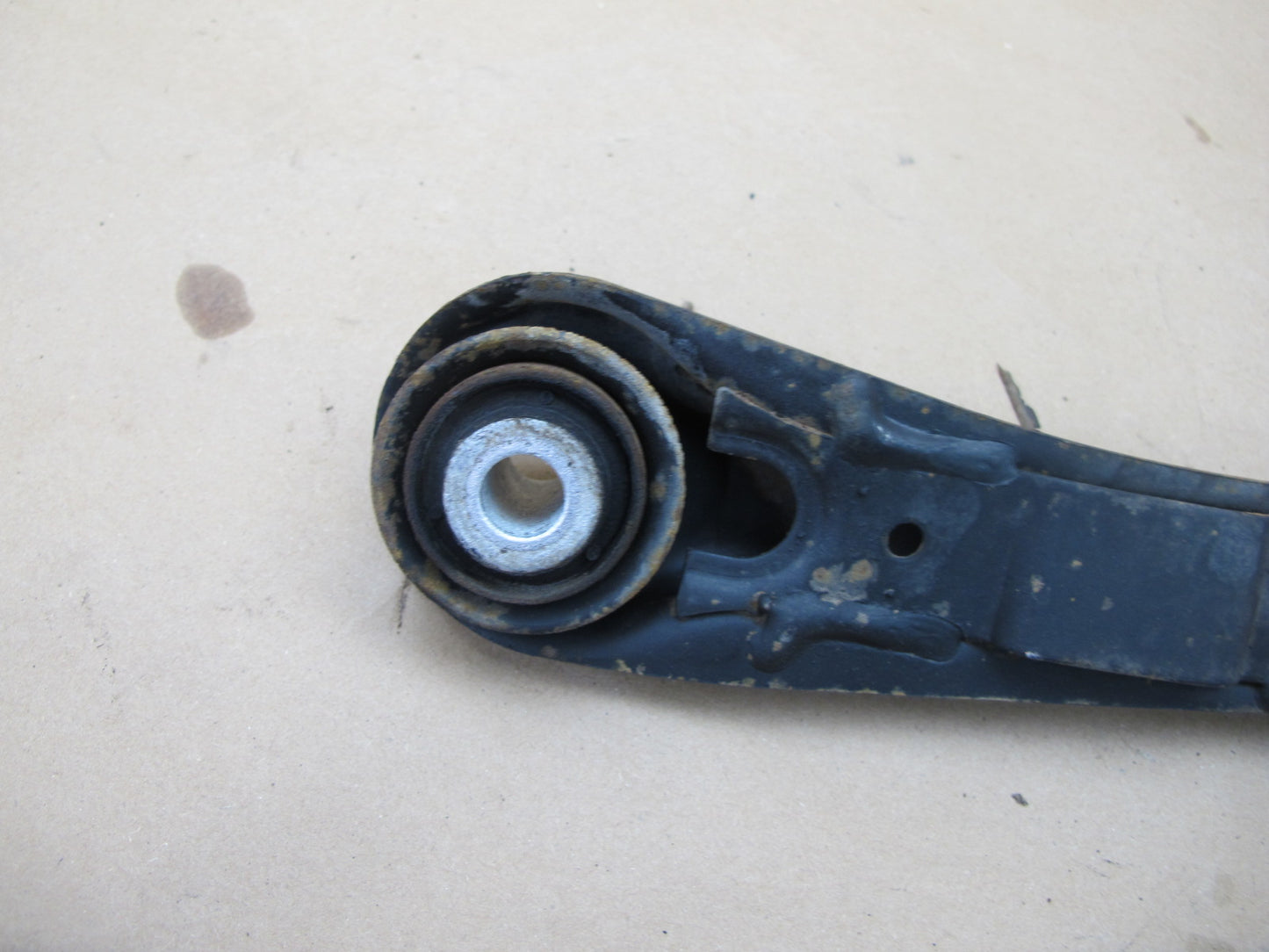 94-98 Mercedes R129 Sl-class Set of 2 Rear Left & Right Lower Control Arm OEM