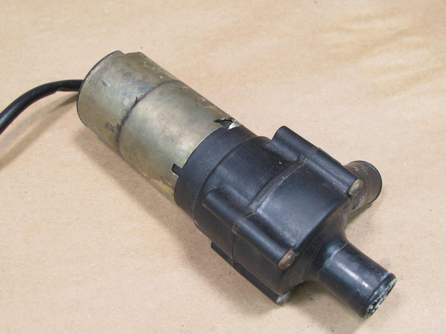 96-02 Mercedes R129 Sl-class Engine Auxiliary AUX Water Pump 0018351064 OEM