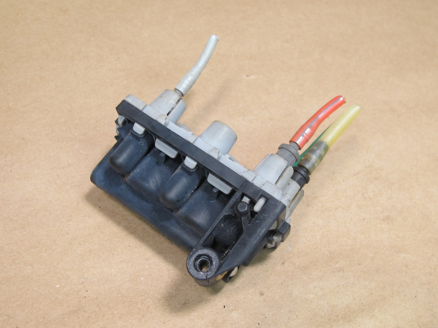 94-02 Mercedes R129 Sl-class Vacuum Valve Block 1298003178 OEM