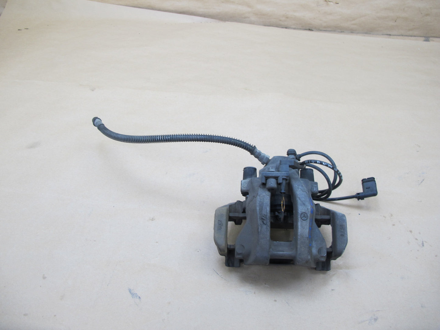 07-13 Mercedes W221 RWD Set of 2 Rear Left & Right Brake Caliper OEM