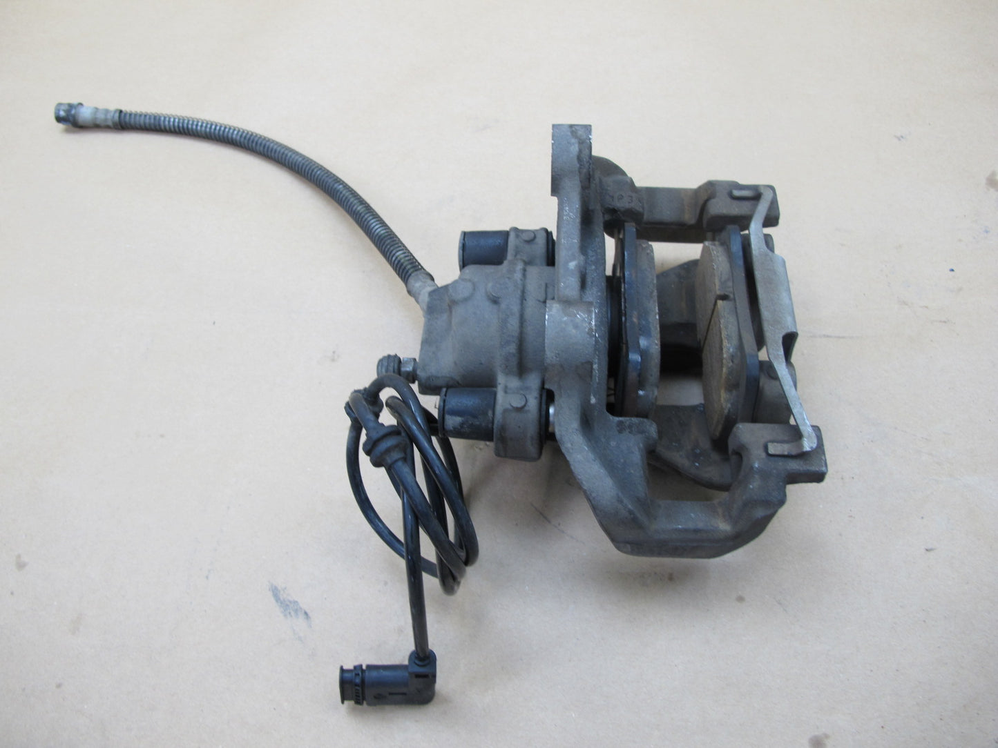 07-13 Mercedes W221 RWD Set of 2 Rear Left & Right Brake Caliper OEM