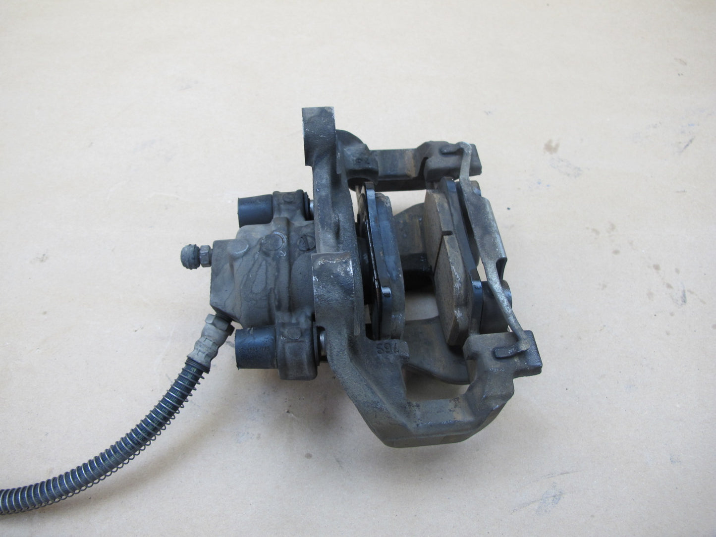 07-13 Mercedes W221 RWD Set of 2 Rear Left & Right Brake Caliper OEM