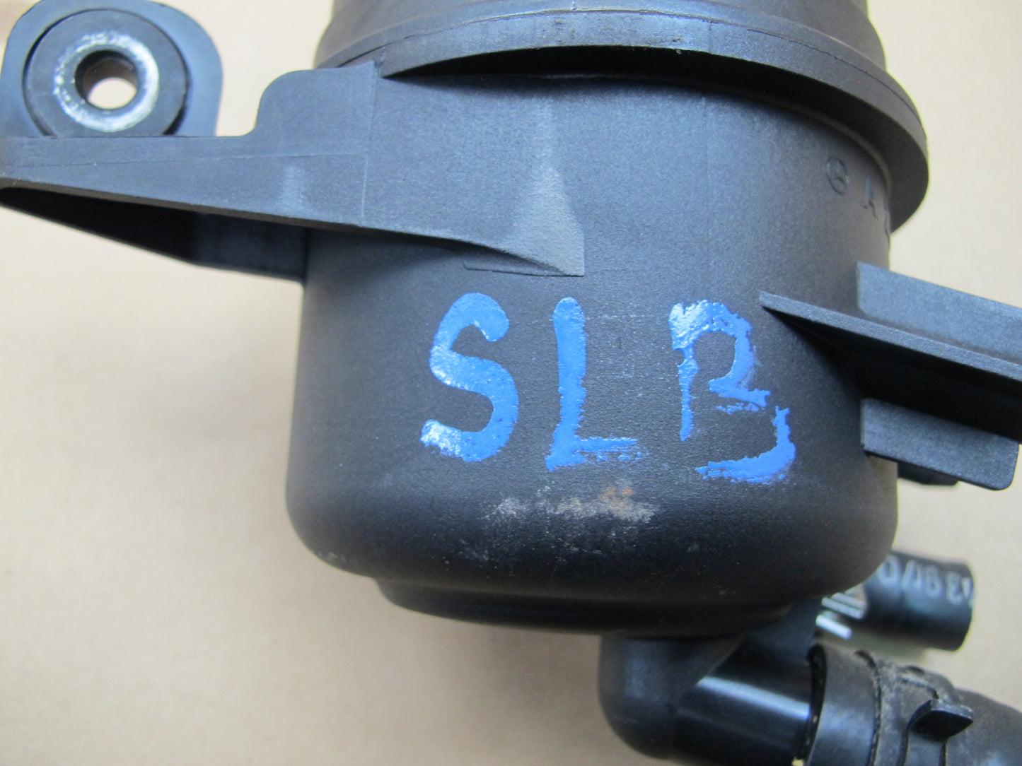 03-12 Mercedes R230 Sl-class Power Steering Fluid Reservoir Tank OEM
