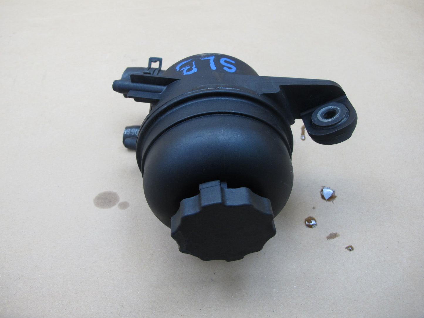 03-12 Mercedes R230 Sl-class Power Steering Fluid Reservoir Tank OEM
