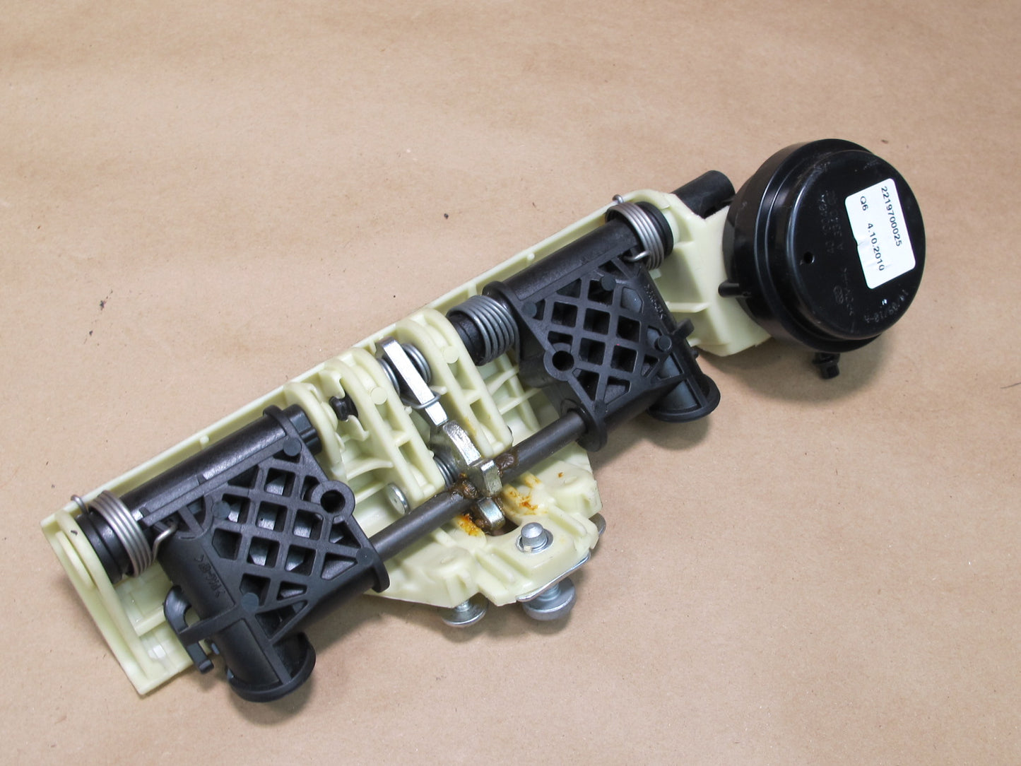 07-13 Mercedes W221 S-class Rear Seat Headrest Folding Mechanism Motor Set OEM