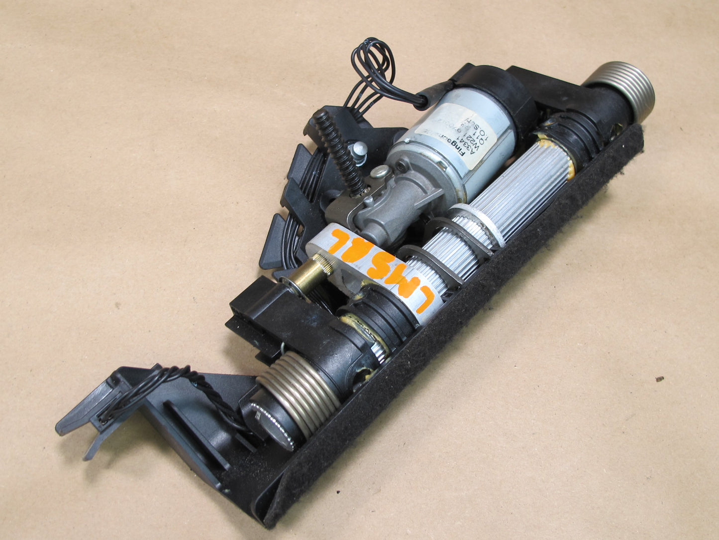 07-13 Mercedes W221 S-class Rear Seat Headrest Folding Mechanism Motor Set OEM