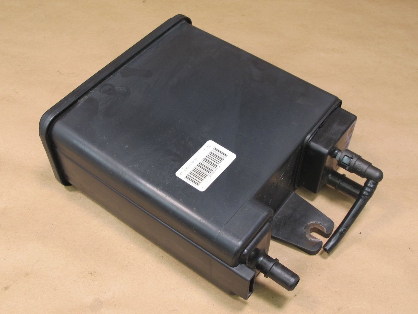 2004-2007 Hummer H2 6.0L Emission Fuel Vapor Evaporator Charcol Filter Canister