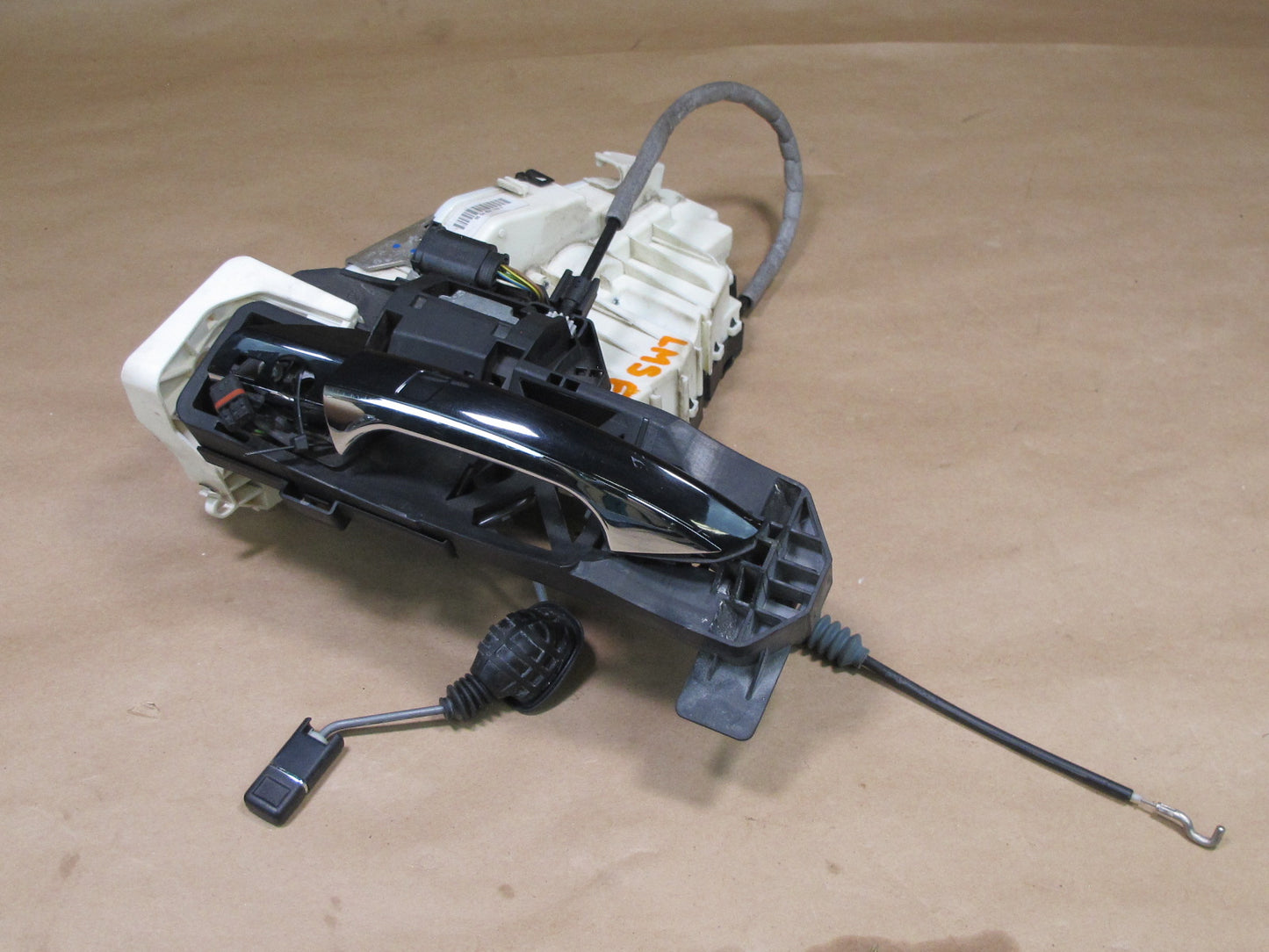 07-13 Mercedes W221 S-class Front Left Door Handle & Lock Latch w Keyless OEM