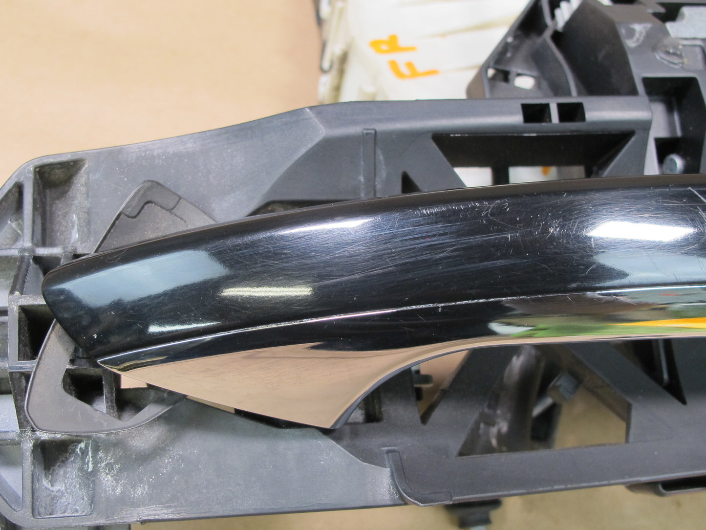 07-13 Mercedes W221 S-class Front Right Door Handle & Lock Latch w Keyless OEM
