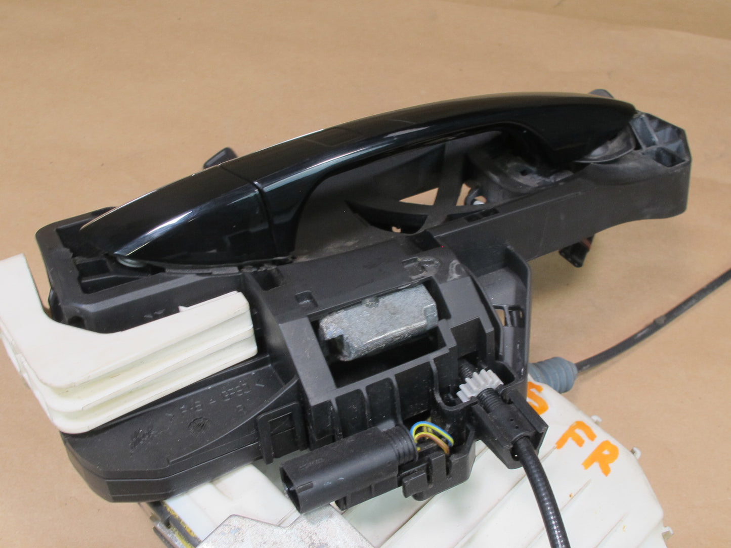 07-13 Mercedes W221 S-class Front Right Door Handle & Lock Latch w Keyless OEM