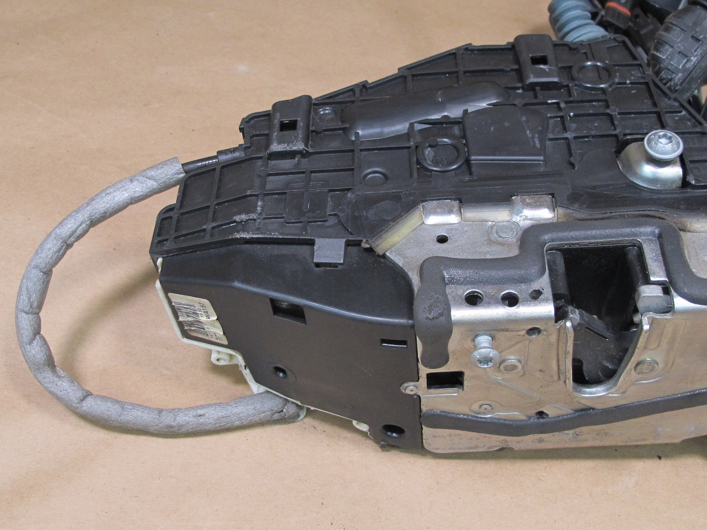 07-13 Mercedes W221 S-class Front Right Door Handle & Lock Latch w Keyless OEM