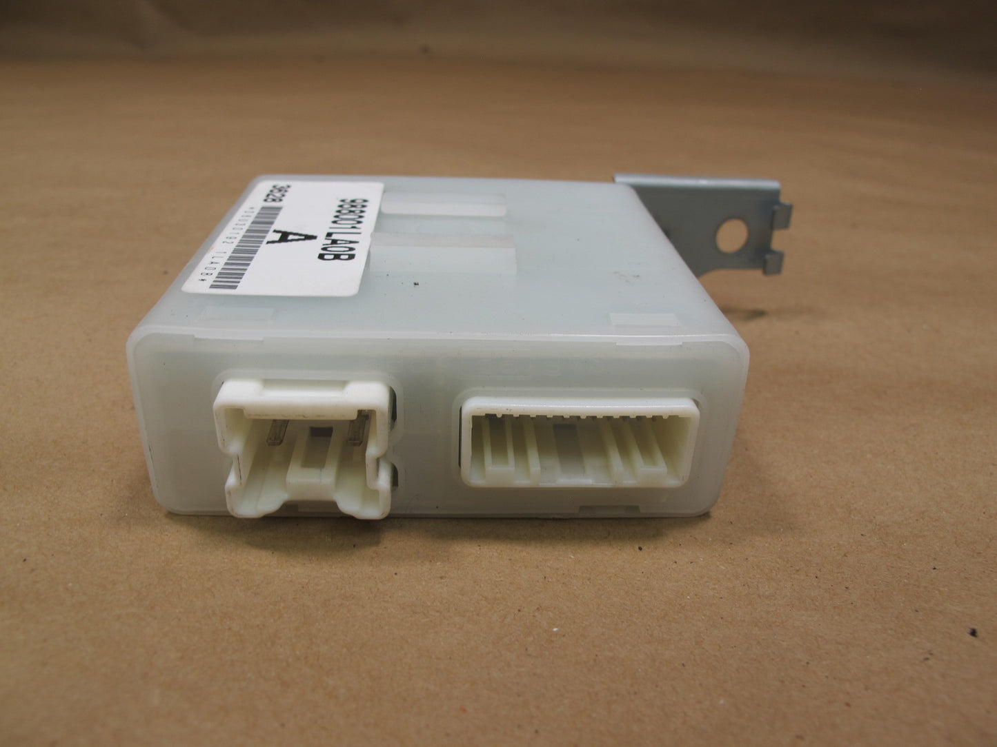 2014-2017 Infiniti QX80 Memory Driving Position Control Module Unit 988001LA0A