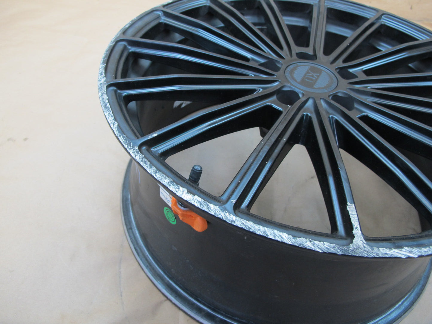 XO Luxury 19" R19 Wheel Rim 19x8.5J ET32 w Mercedes Sensor