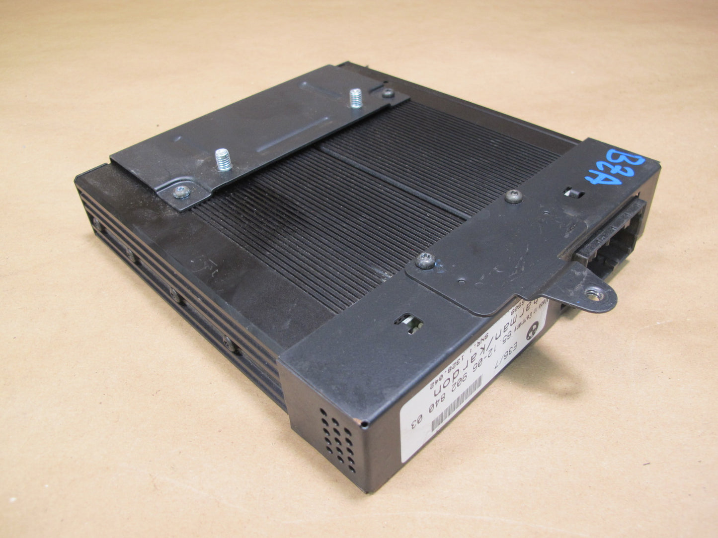 99-02 BMW E36/7 Z3 Harman Kardon Hi-fi Audio Amplifier AMP 6902840 OEM