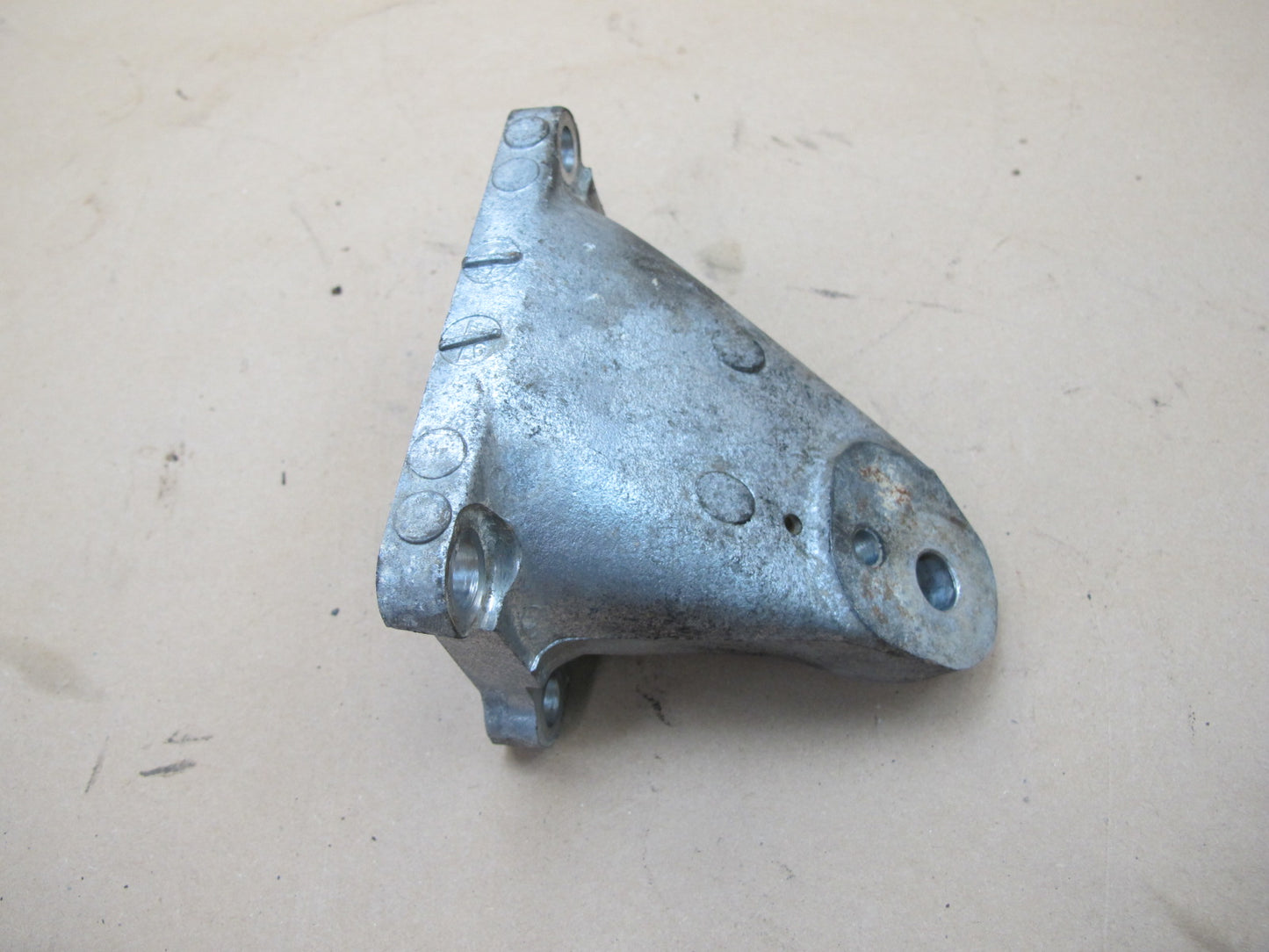 90-00 Lexus LS400 Set of 2 Front Right & Left Engine Motor Mount Bracket OEM