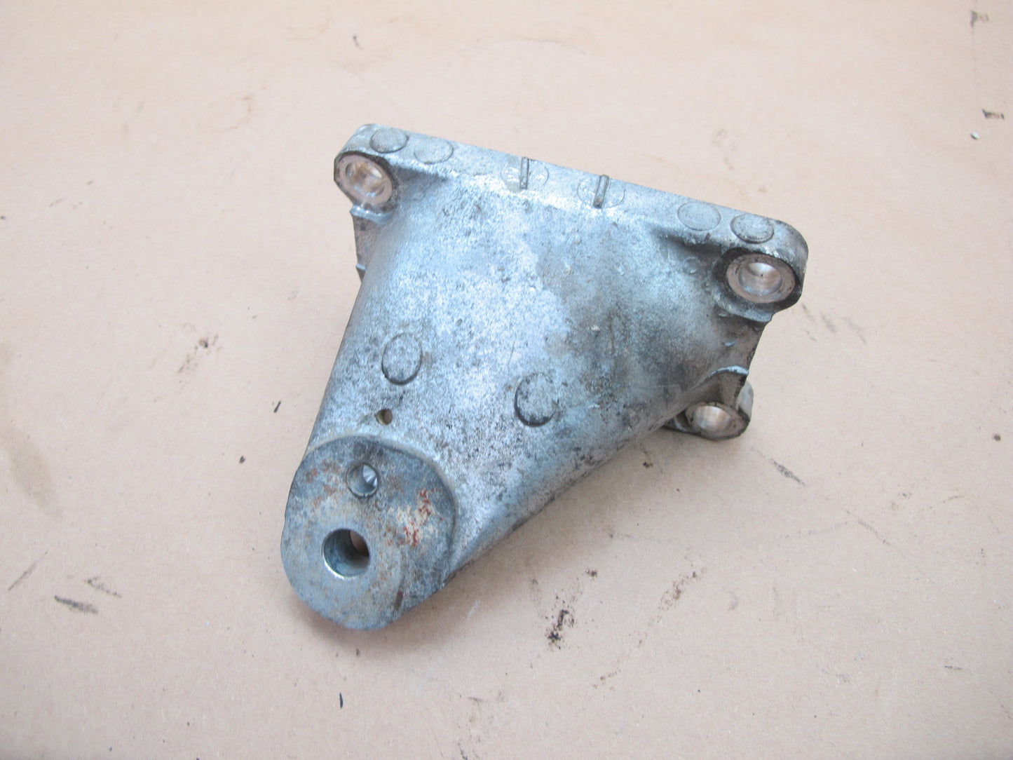 90-00 Lexus LS400 Set of 2 Front Right & Left Engine Motor Mount Bracket OEM