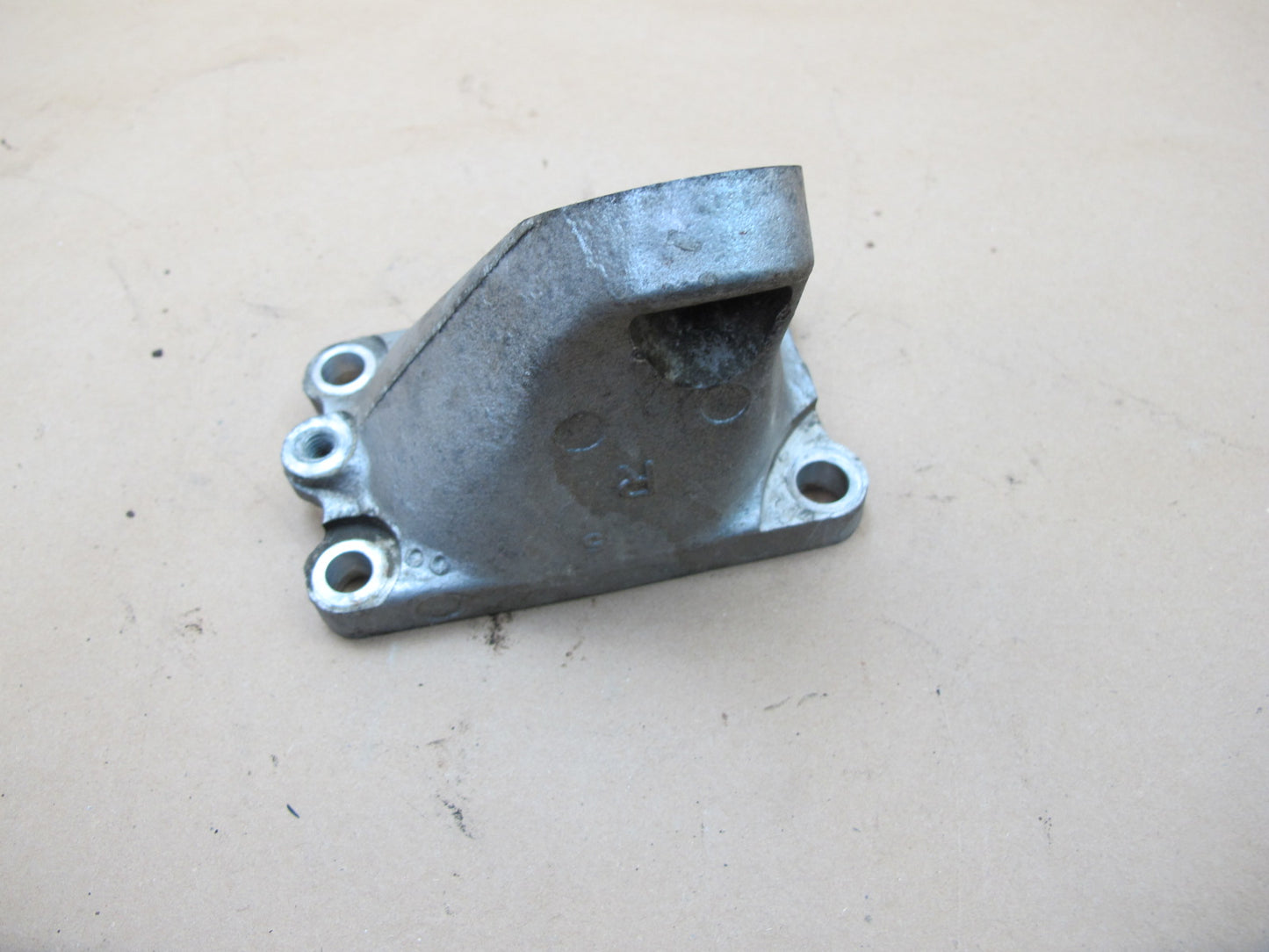 90-00 Lexus LS400 Set of 2 Front Right & Left Engine Motor Mount Bracket OEM